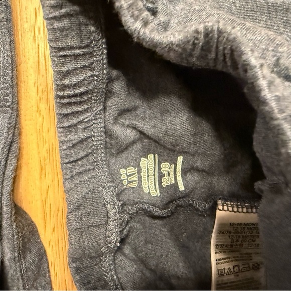 GAP blue pajama set 12-18M - Picture 3 of 6